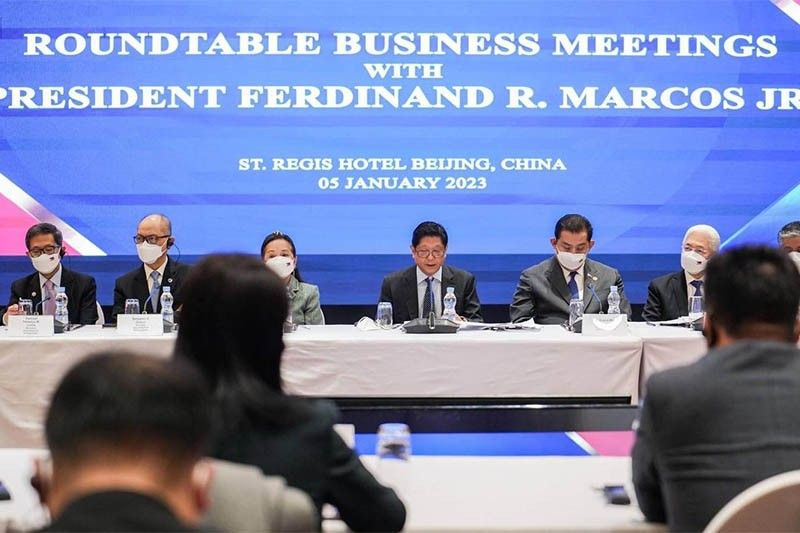 Marcos mengamankan perjanjian bisnis dengan China untuk harga pupuk yang lebih rendah