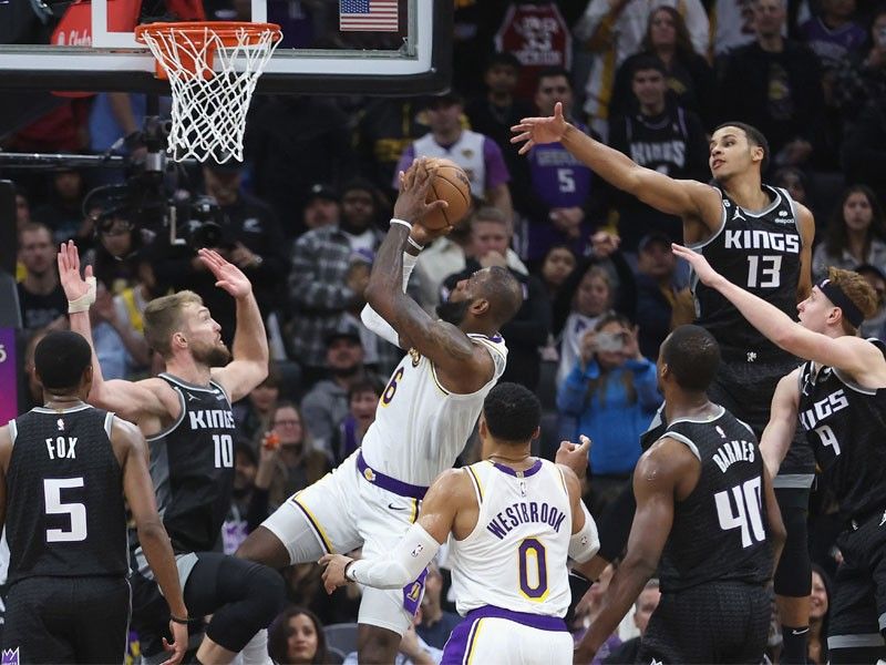 LeBron drops 37 points as Lakers escape Kings in thriller