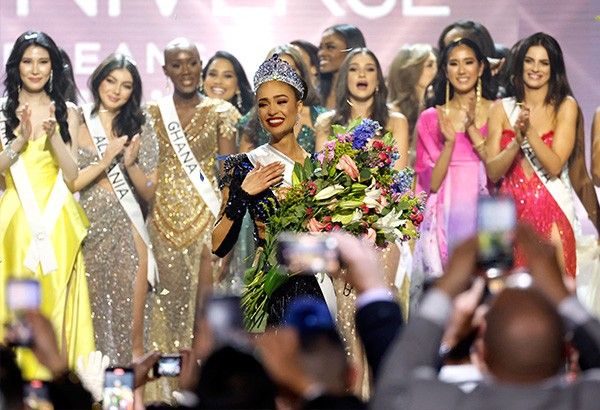 Miss Universe 2022 R’Bonney Gabriel mengatakan merangkul akar Filipina membuatnya kuat