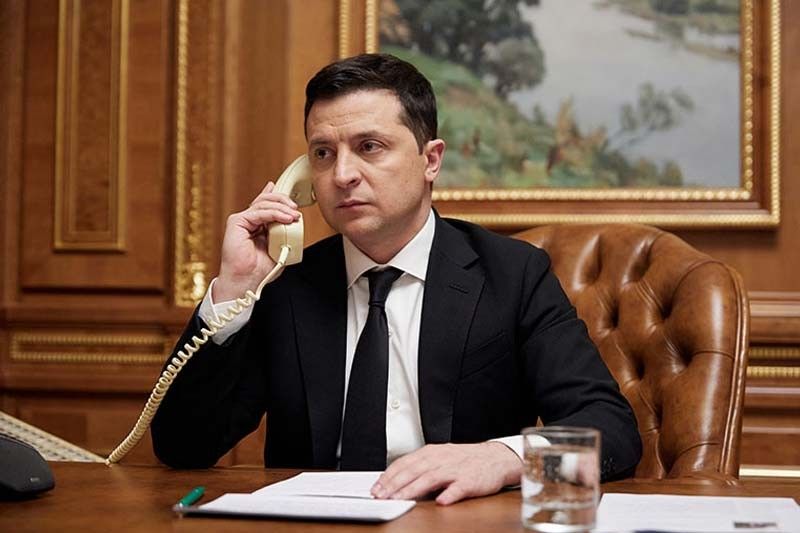 Marcos itinanggi na inisnab ang phone call request ni Zelenskyy