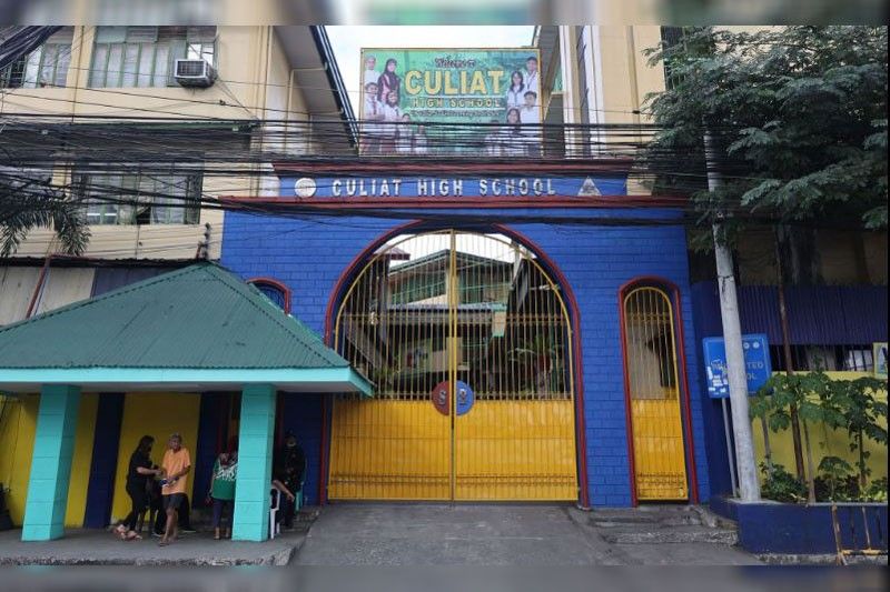 Remaja membunuh teman sekelasnya di sekolah Quezon City