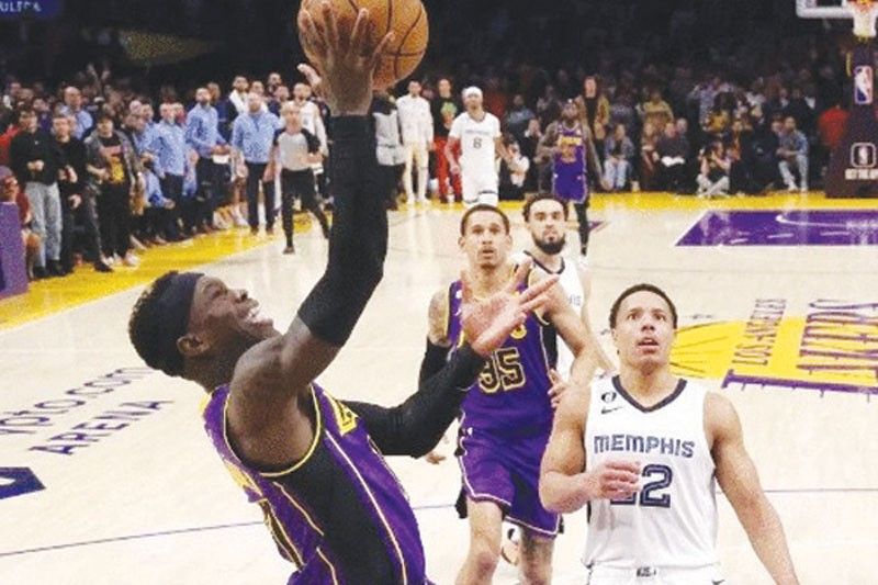 Lakers isinalba ni Schroeder sa Grizzlies