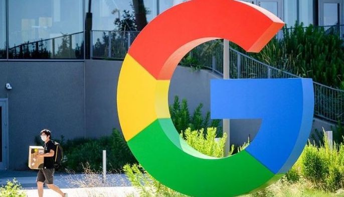 Google, Microsoft top expectations as AI rivalry heats up