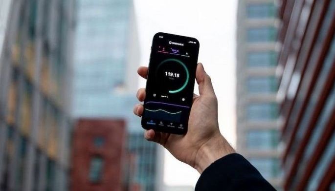 Philippine mobile, broadband speed improve in 2022, says Ookla