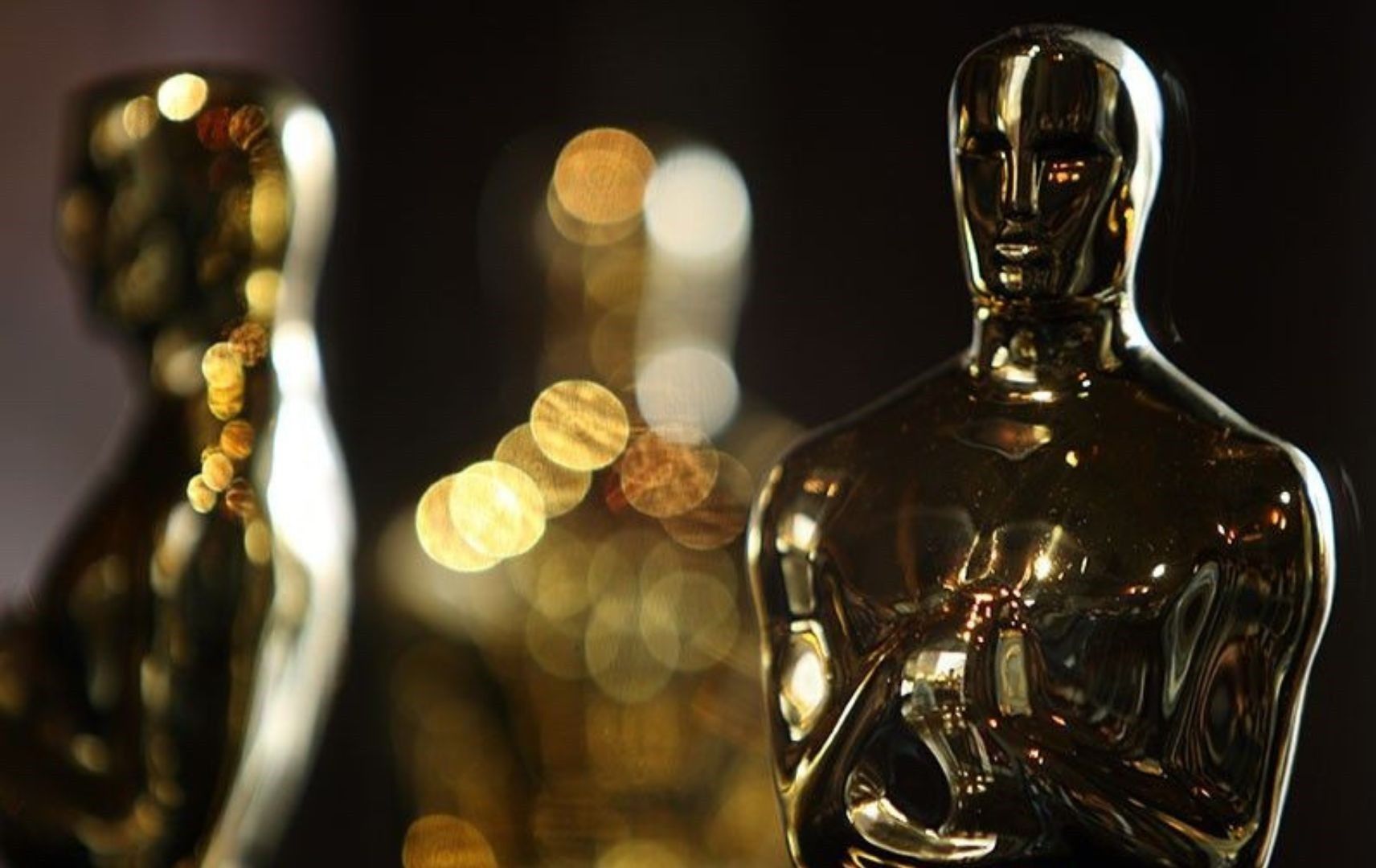 Steven Spielberg praises stellar year of cinema as Oscar nominees converge
