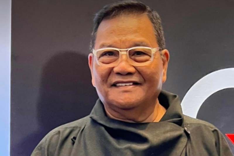 Direk Joel Lamangan, sinagot ang isyu ng pangungutang!