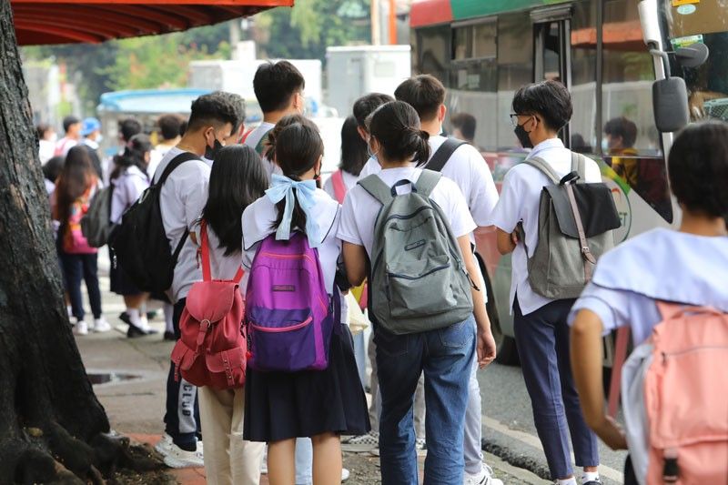 Student suicides on the rise â�� DepEd