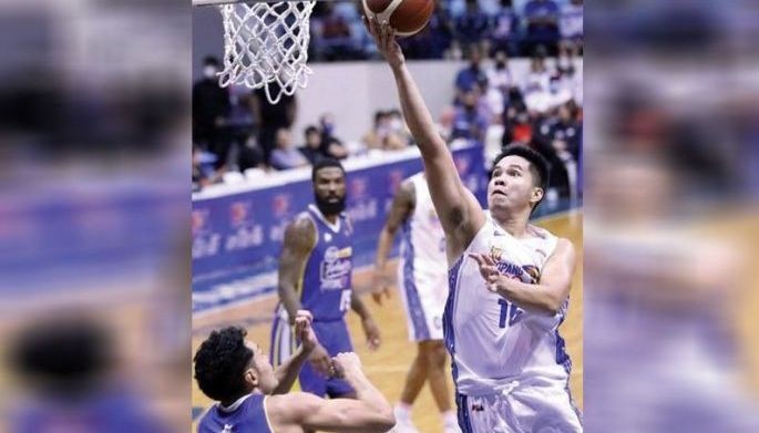 Pogoy iniligtas ang Tropa sa Magnolia