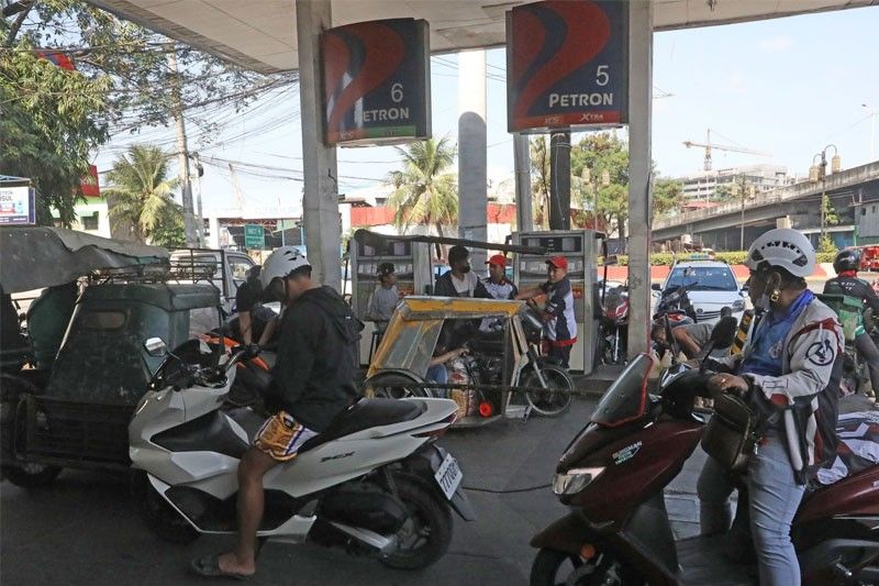 P3 price rollback for diesel, P2.10 for gas