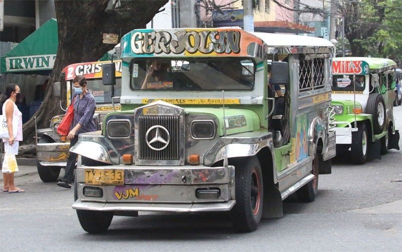 Jeepney phase out, di muna ipapatupad â LTFRB