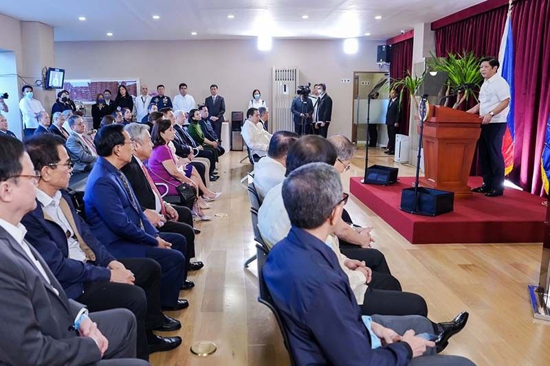 Marcos In Tokyo To Sign Defense Infrastructure Deals Philstar Com