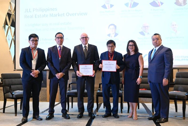 JLL Philippines holds first market overview for 2023, delves into microcities and integrated townships