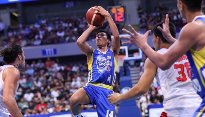 Barroca rights Magnolia ship, wins weekly PBA player award