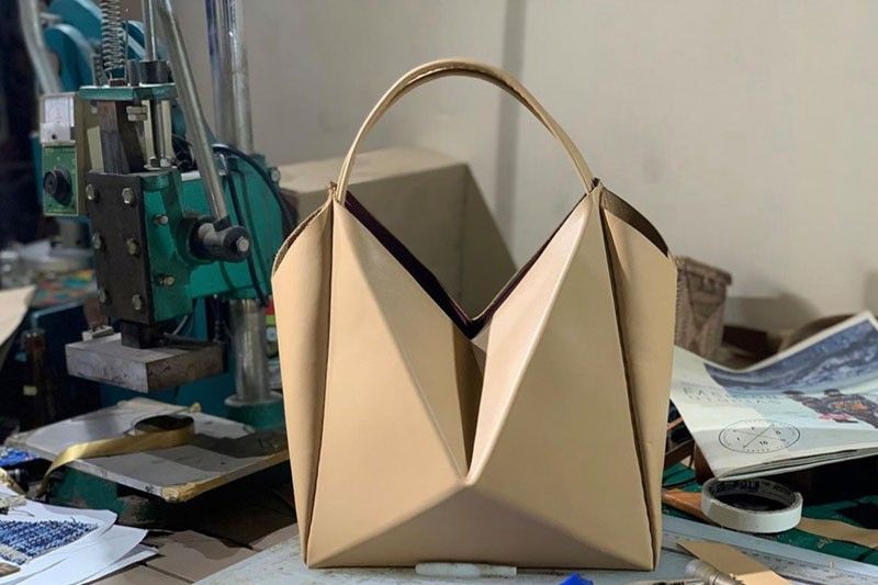 Siswa, apakah Anda memiliki ide desain untuk kulit asli?