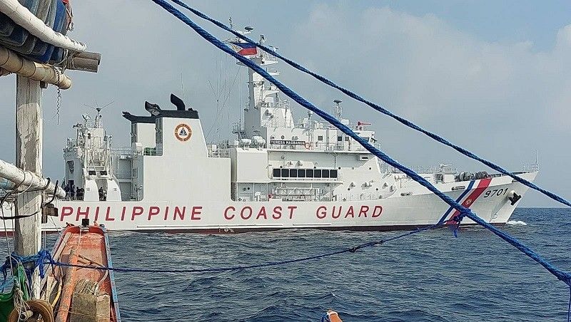 Coast Guard ipinadala largest maritime asset matapos 'laser attack' ng Tsina