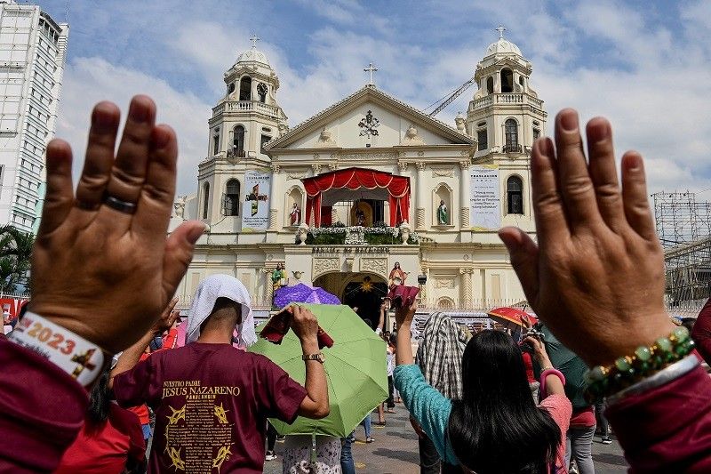 Pinoy na nagsisimba linggo-linggo 38% lang â SWS survey