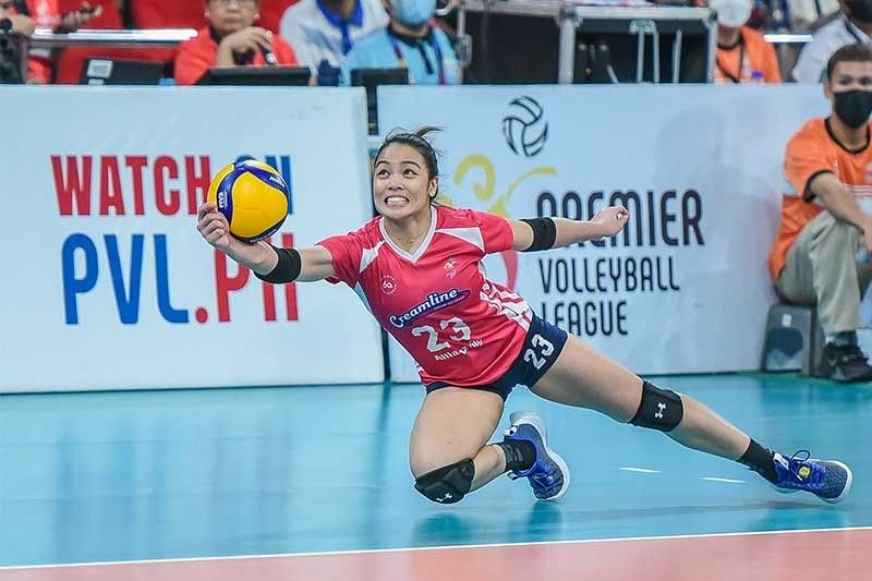 Creamline's Galanza takes on bigger role as fellow stars nurse injuries