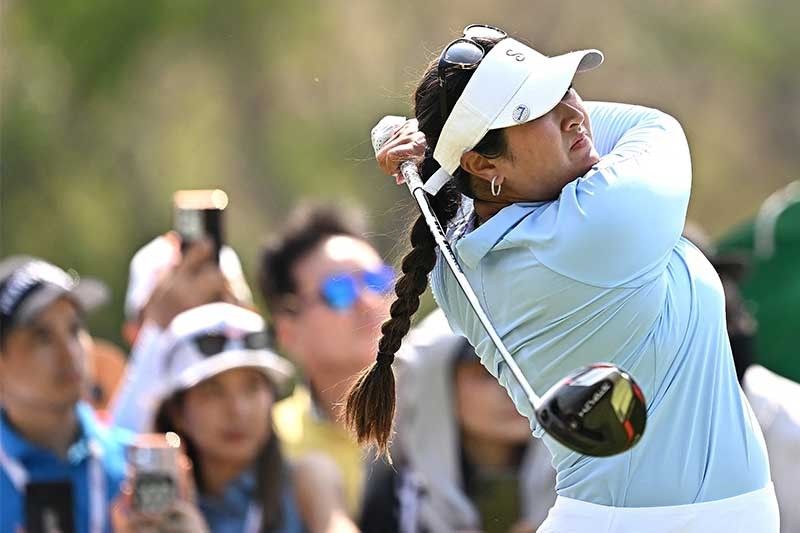 Vu steals show with 64 as Thai crumbles in LPGA Thailand