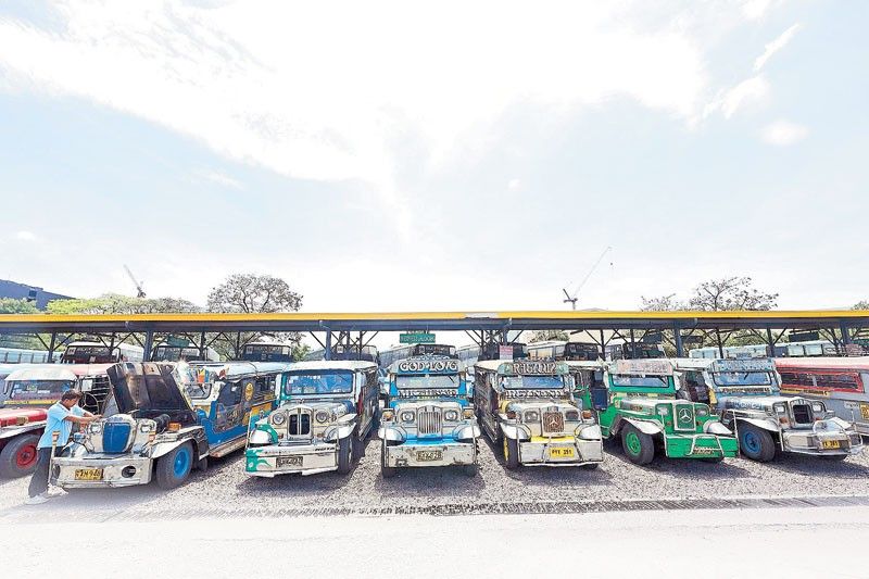 Faced with jeepney strike, LTFRB unmoved with Dec. 31 deadline for consolidation