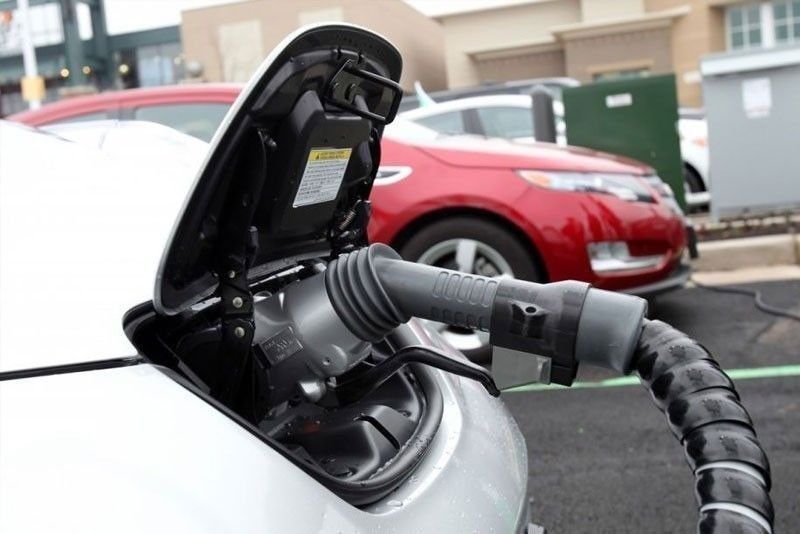 Electric vehicles tax breaks pave way for 'green traffic' in Philippine roads, says Gatchalian