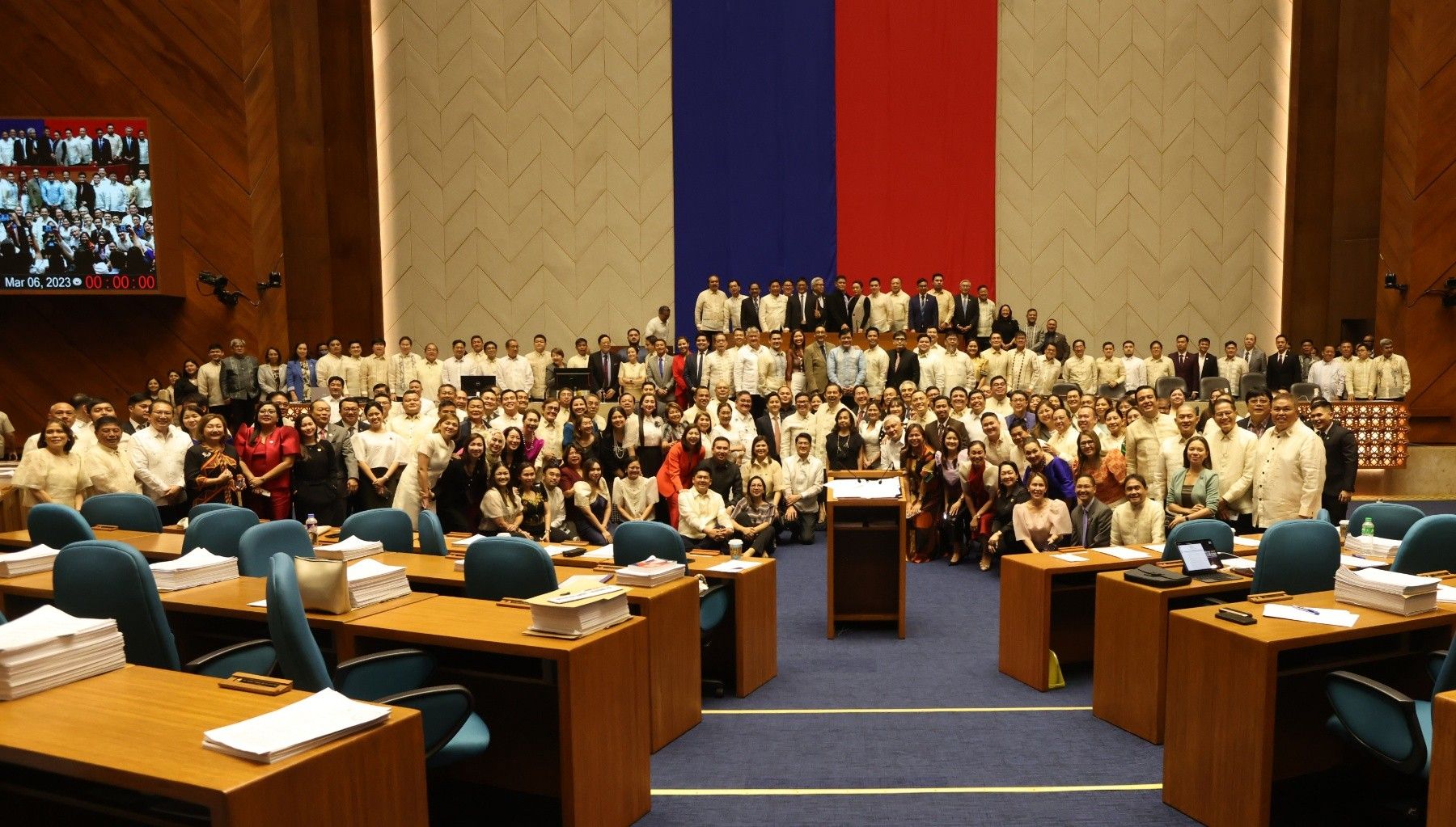 Panel Senat Padilla akan memulai dengar pendapat minggu depan atas desakan con-con House