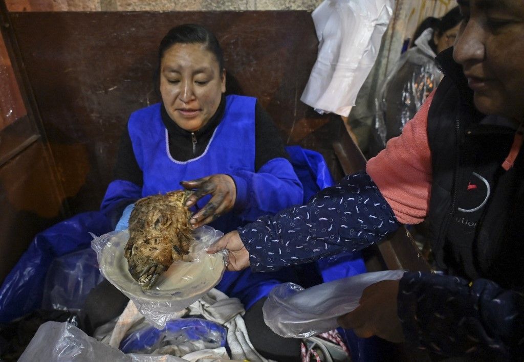 Lambs's head, a favorite dish for Bolivia's night owls