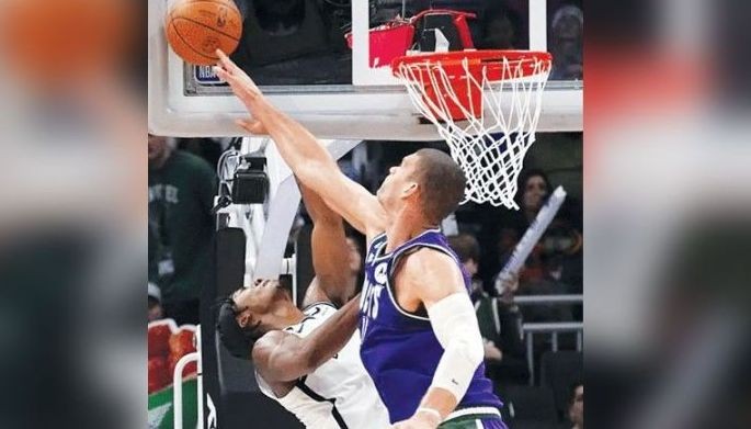 Bucks nakawala sa Nets