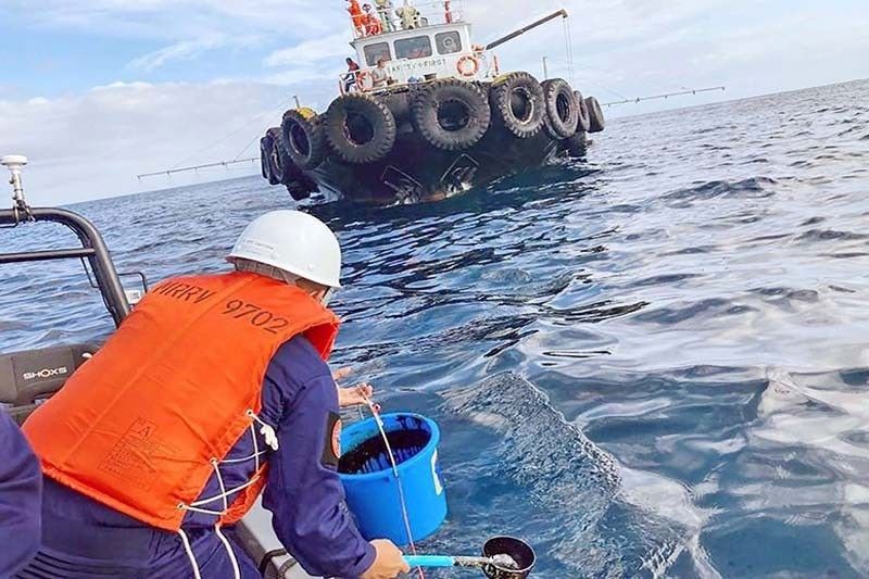 May-ari ng lumubog na barko, kakasuhan sa oil spill