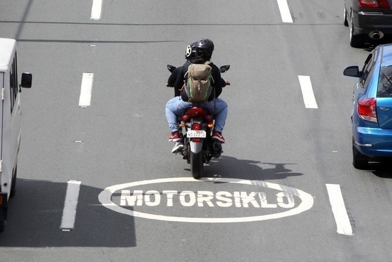 MMDA mulls revival of motorcycle lanes on EDSA