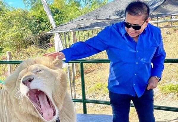 'Tanong niyo na lang kay Paolo': Chavit Singson laughs off past romantic rumors with Yen Santos