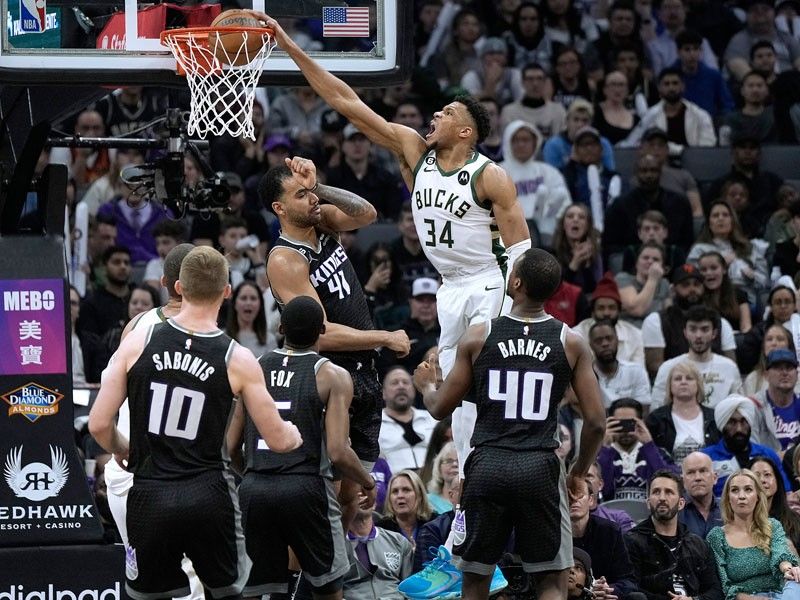 Giannis returns, leads Bucks charge vs Kings