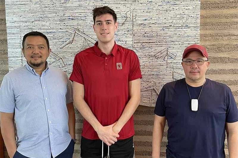 Fil-Am Sean Alter commits to UP Fighting Maroons