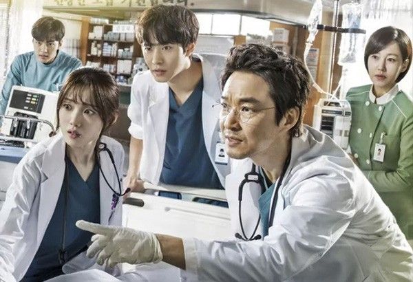 Han Suk Kyu, Ahn Hyo Seop, Lee Sung Kyung in 'Dr. Romantic 3' BTS video