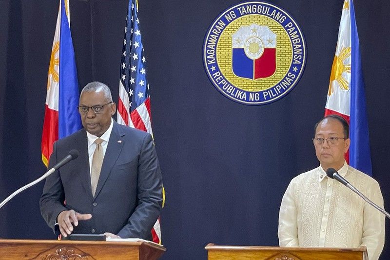 Philippines, US defense chiefs condemn Chinaâ��s â��gray-zone activitiesâ��