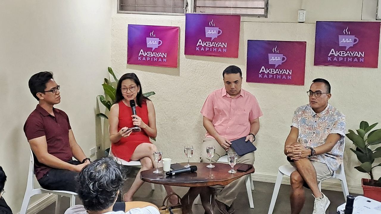 Hontiveros and Akbayan reject charter change, call for vigilance over possible political maneuvering