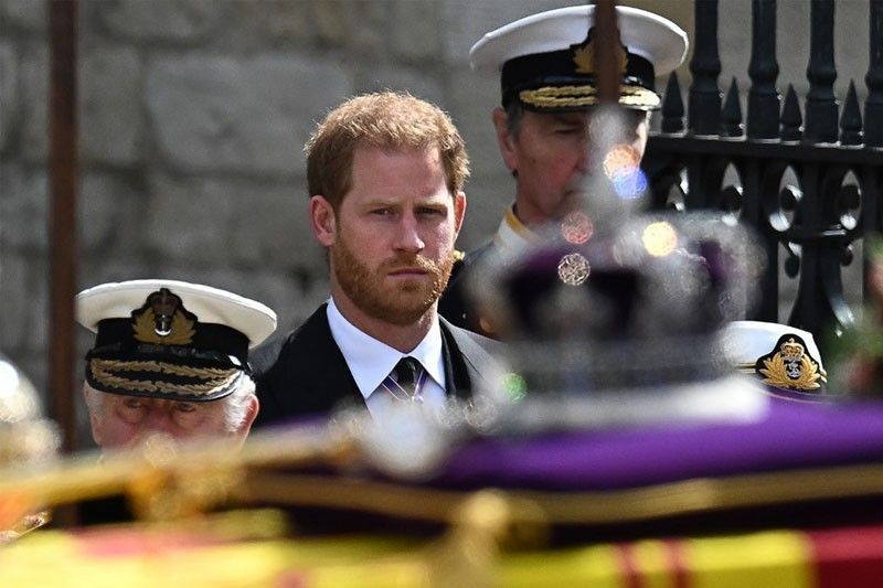 Prince Harry accuses UK royals of hiding phone hacking from him