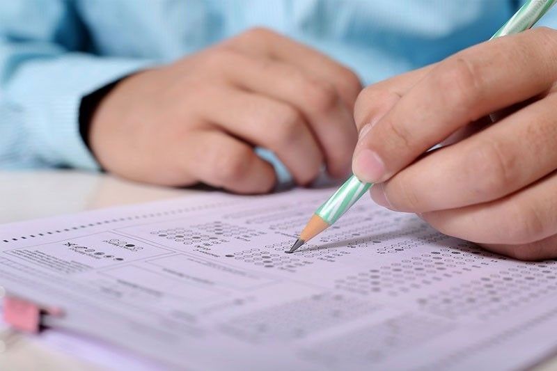 Private schools buck bill vs ‘no permit, no exam’ policy | Philstar.com