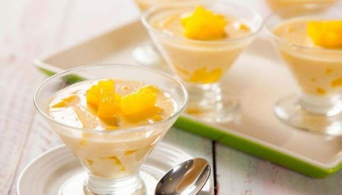 How to make a jiggly Pineapple Panna Cotta
