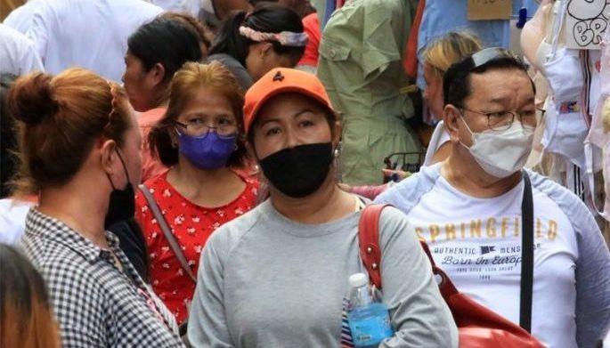 Cadiz orders face mask use anew