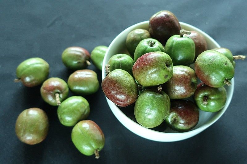 Fruits of summer: Sumptuous Sineguelas!