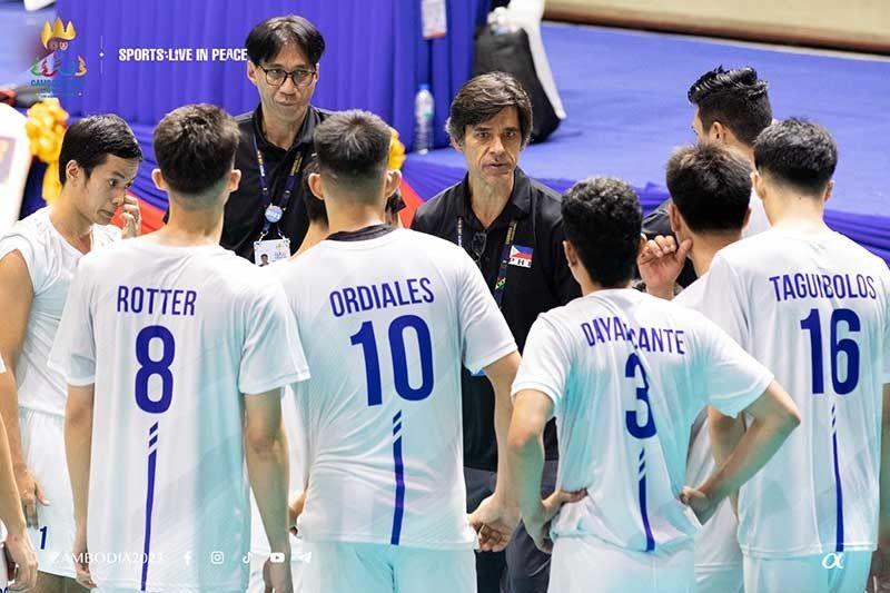 Philippine menâ��s volleyball coach puts premium on performance for 2025 worlds