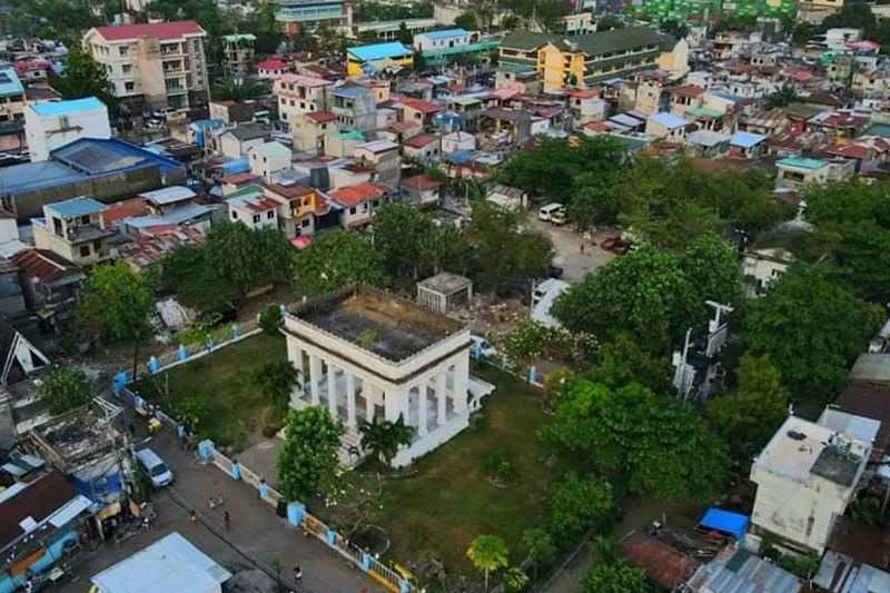 Mayor Michael Rama mulls cemetery tour