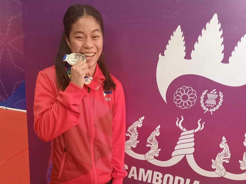 From scraps to medals: Filipina weightlifting prospect begins rise with SEA Games silver