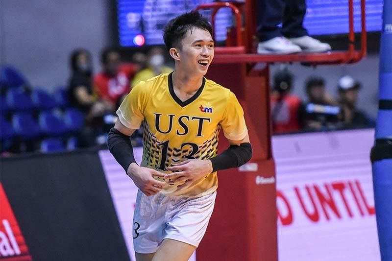 UST's YbaÃ±ez bags UAAP MVP, Rookie of the Year awards