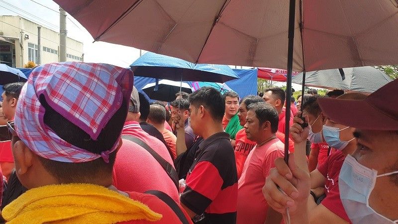 'Notice of strike': Unyon sa pabrika ng gatas kumilos vs tanggalan, 'illegal lockout'