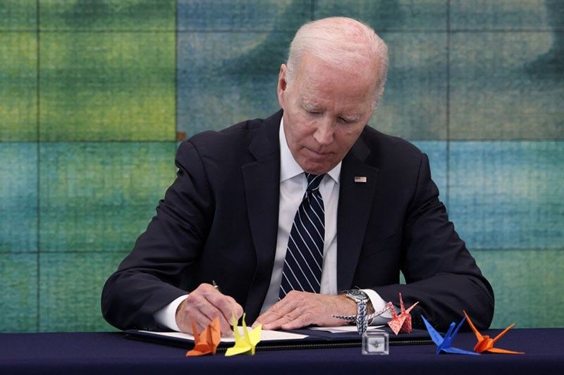 Biden mendukung jet tempur canggih, pelatihan pilot untuk Ukraina