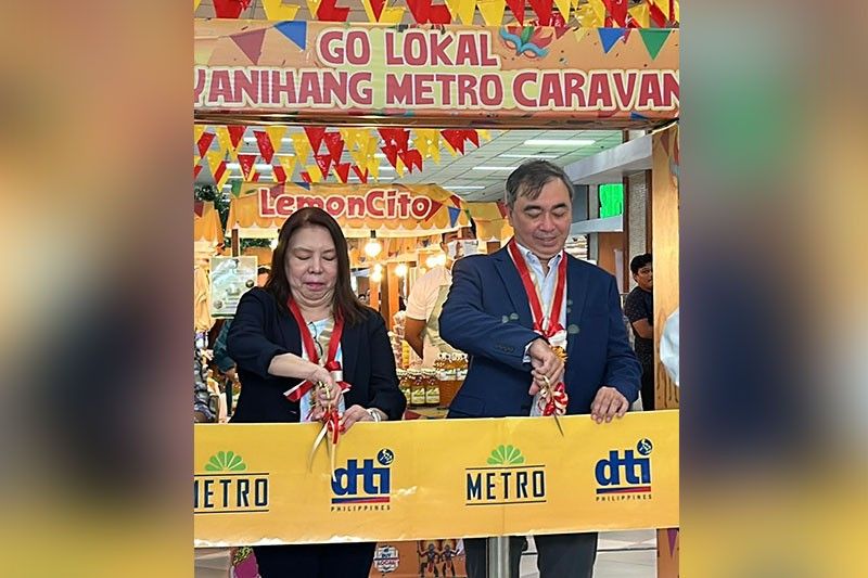 Bayanihang Metro Caravan opens during Mantawi Fest