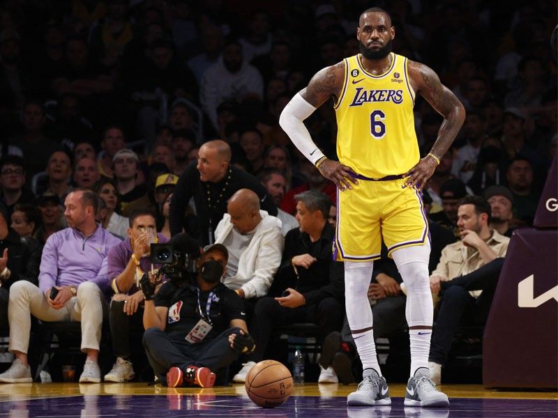 Lakers hope James continues, but say he has 'earned right' to retire