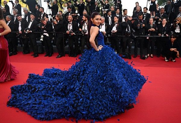 Aishwarya Rai Bachan at Cannes (2017). What do you guys think of this look?  : r/BollywoodFashion