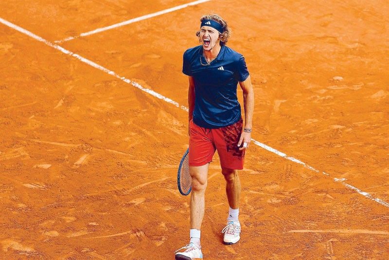 Zverev back in French Open Final Four